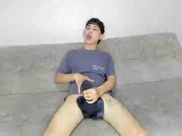 Chaturbate Sex Chat of pelusos_mens