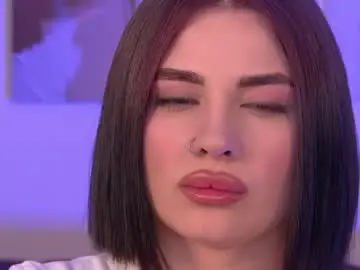 Chaturbate Live Porn of adrianatores
