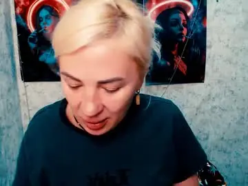 Chaturbate Best live sex cam show of alinafrey_