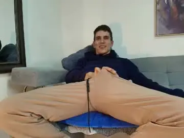 Chaturbate Sex Chat of jonas_smith1