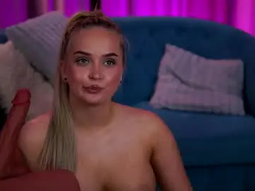 Chaturbate Live Sex of elyssawetxx