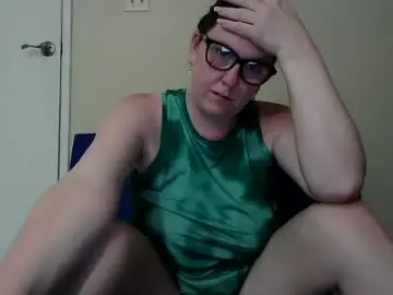 Chaturbate Live Porn of fuzzypeaches87