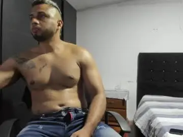 Chaturbate Live Sex of ryan_xc1