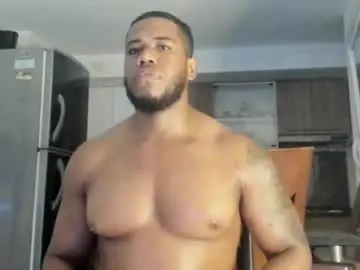 Chaturbate Best live sex cam show of benjaminsr