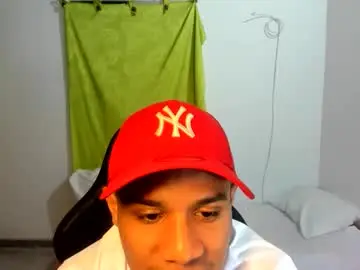Chaturbate Free Porn Cam of corzoethan