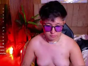 Chaturbate Live Sex of nevolo_tay