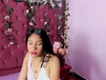 Chaturbate Best live sex cam show of zoesmiitt