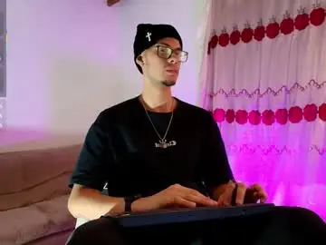 Chaturbate Adult Webcam of vlad__night