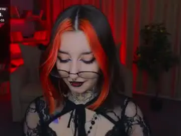 Chaturbate Free Porn Cam of mistress__marcelline