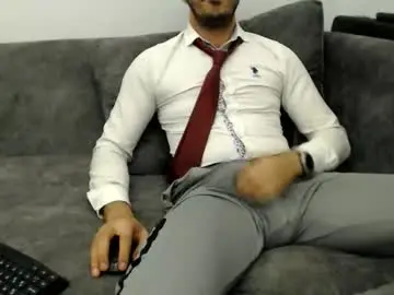 Chaturbate Watch Live Sex Cams of dirtyybooyy77