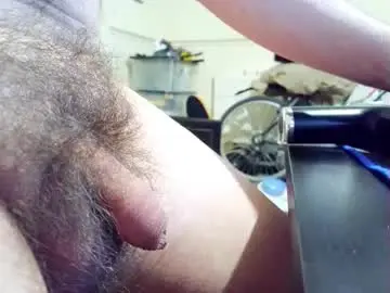 Chaturbate Live Sex of smallhairyuncut