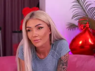 Chaturbate Adult Video Chat of therealfallingangel