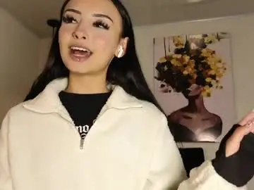 Chaturbate Live Sex Cam of antonellariva_