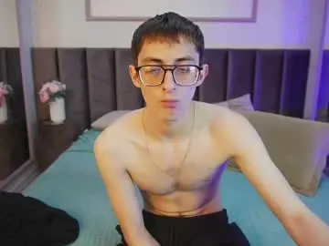 Chaturbate Sex Cam of ronbevs