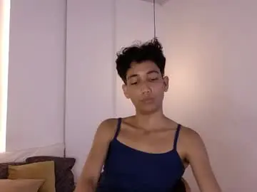 Chaturbate Live Sex Cam of hot_little_bunny