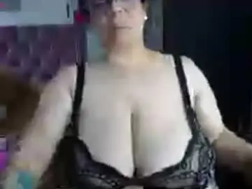 Chaturbate Nude Webcam of kathybigboobsbbw_