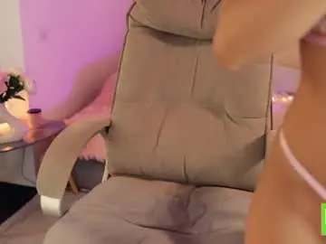 Chaturbate Live Sex Cam of _lovly