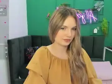Chaturbate Best live sex cam show of evelineamore