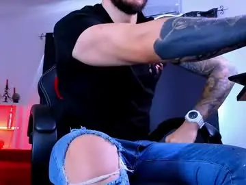 Chaturbate Free Porn Cam of mightyaaron