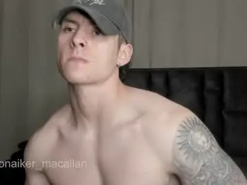 Chaturbate Sex Cam of jhonny_macallan