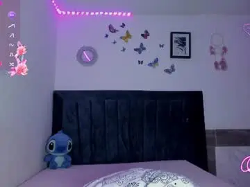 Chaturbate Live Sex of emmie_bunny