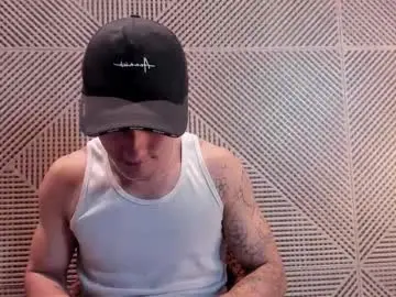 Chaturbate Free Porn Cam of andyjoy_