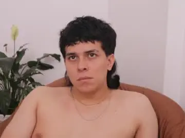 Chaturbate Live Sex Cam of magic_tony