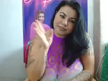 Chaturbate Live Porn of mia_squirt_big