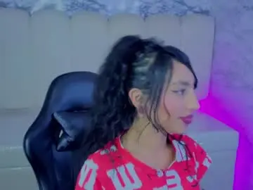 Chaturbate Watch Live Sex Cams of adarasuri_v