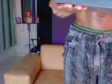 Chaturbate Live Porn of martin_killer