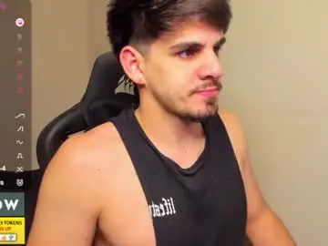 Chaturbate Live Sex Cam of derekcb
