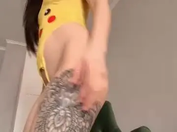 Chaturbate Live Sex of tiny_cute