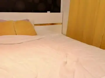 Chaturbate Live Sex Cam of elisetyler89