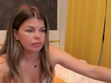 Chaturbate Live Sex Cam of elisetyler89
