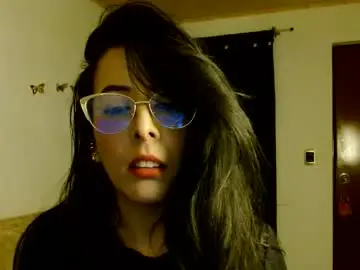 Chaturbate Live Porn of ela_3611