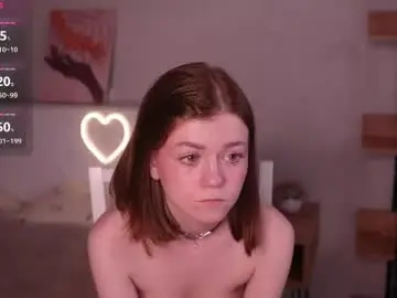 Chaturbate Live Sex Cam of gwendatortoriello