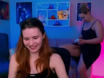 Chaturbate Adult Video Chat of angie_foxy