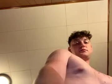 Chaturbate Watch Live Sex Cams of sexylax69