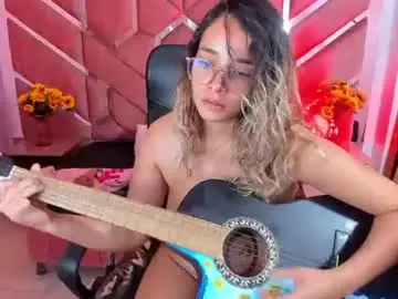Chaturbate Best live sex cam show of olivia_fox69