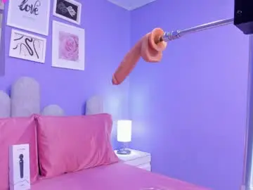 Chaturbate Live Sex Cam of dahiana_boobs