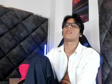 Chaturbate Free Porn Cam of liamkron