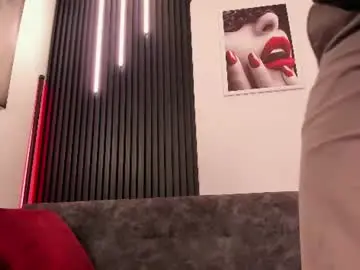 Chaturbate Free Live Porn of meredith_hut