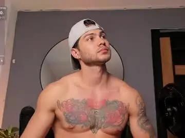 Chaturbate Free Live Porn of camilohotxx__
