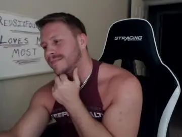 Chaturbate Sex Chat of player2pawns