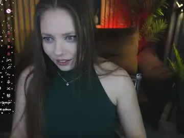Chaturbate Live Sex Cam of magneticqueen