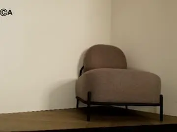 Chaturbate Best live sex cam show of hollyextra