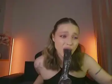 Chaturbate Watch Live Sex Cams of viollasinzz
