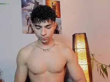 Chaturbate Live Sex Cam of alex_zt7