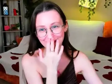Chaturbate Nude Webcam of yourlovelystoryy