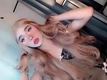 Chaturbate Live Sex Cam of call_me_nina